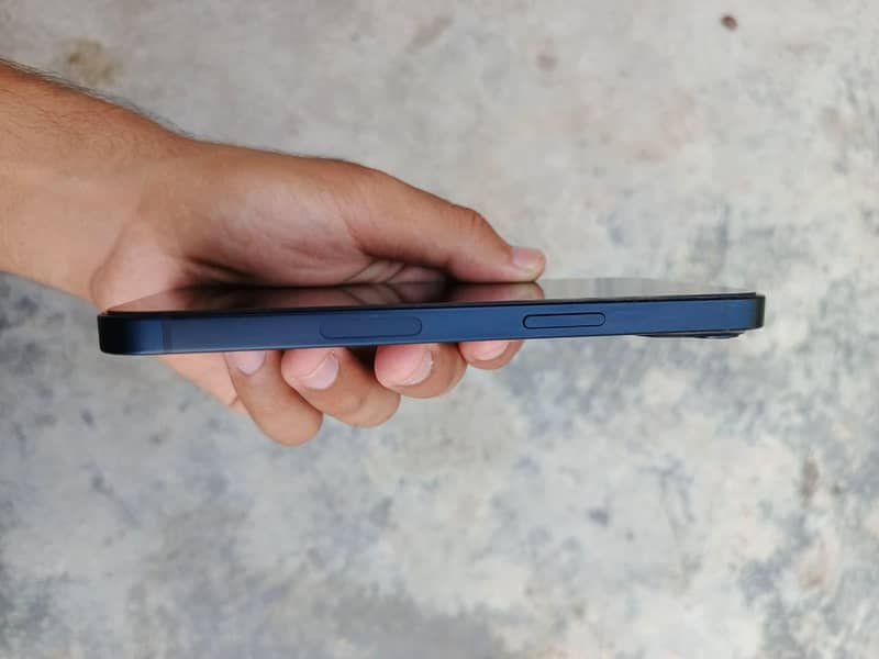 Apple iPhone 13Jv 5