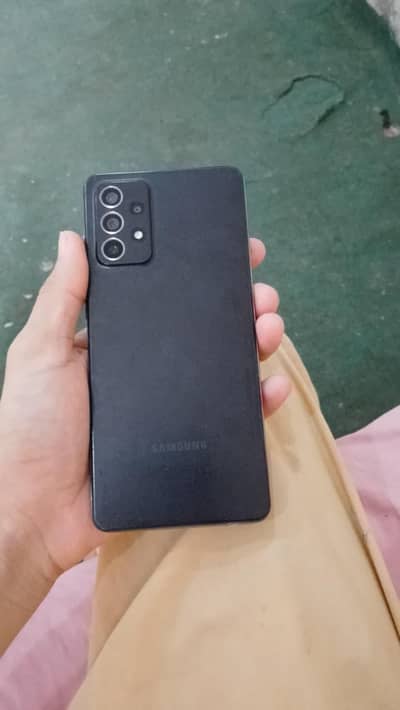Samsung Mobile A72