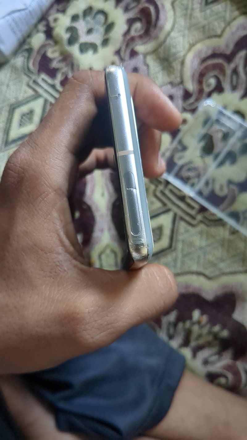 Google Pixel 7 Pro 4