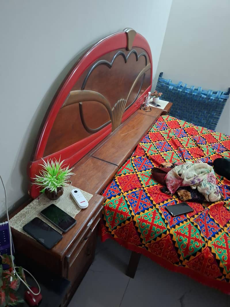 1 double bed, 2 single beds, side & dressing table 2