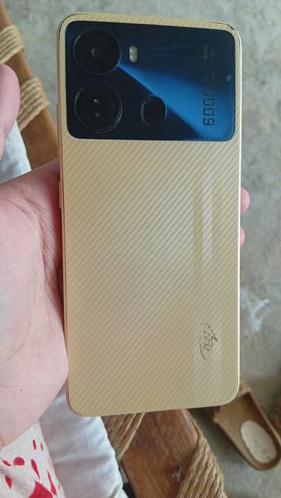 Itel P40
