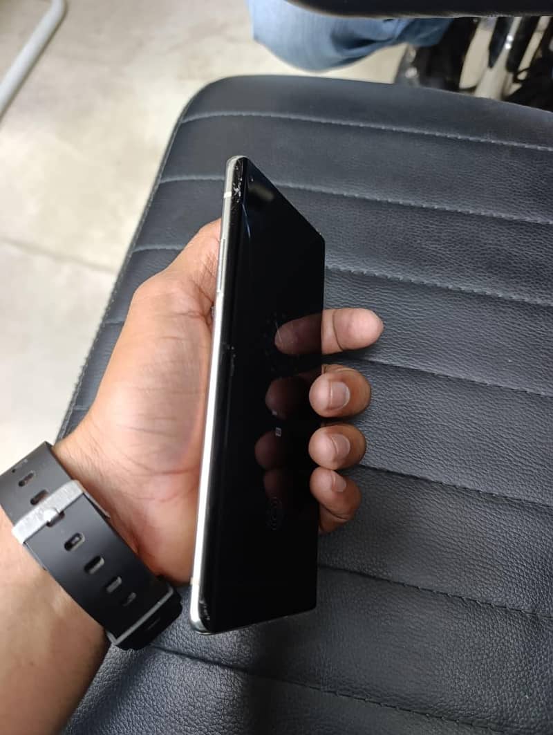 One Plus 8 5