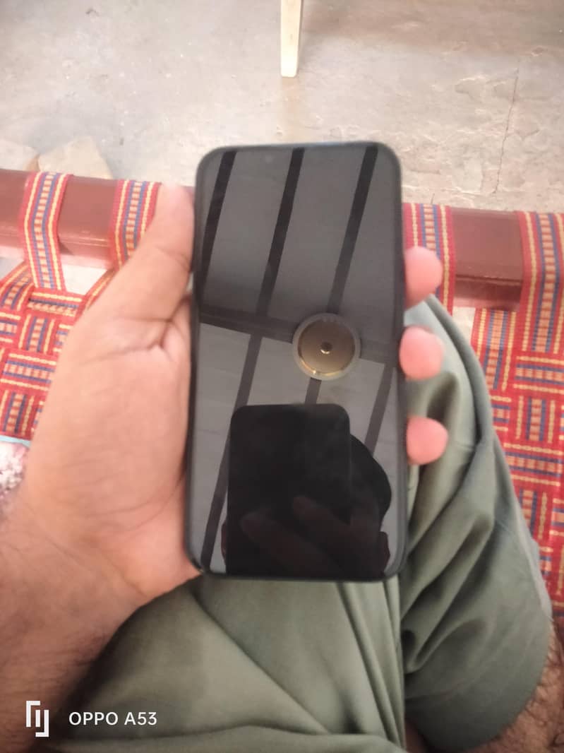 Apple iPhone 14 3