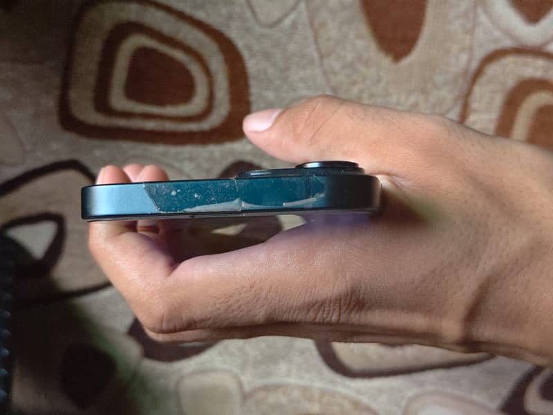 Apple iPhone 14 2