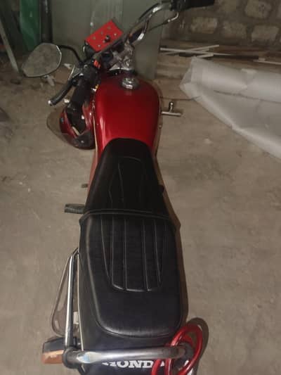 Motorcycle 70