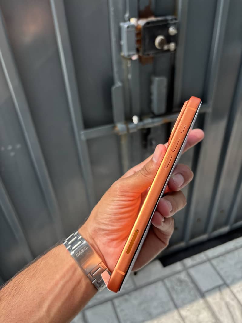 Apple iPhone 17 Pro Max 3