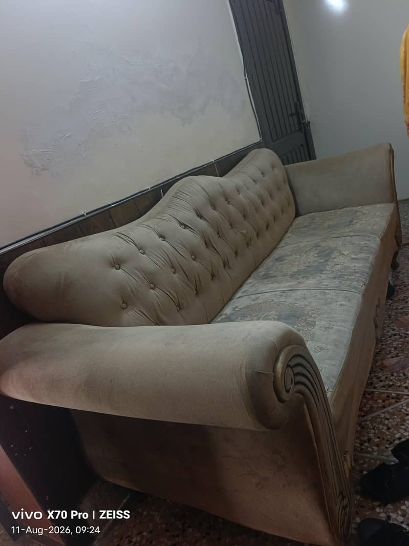 sofa five seeter good condition 1