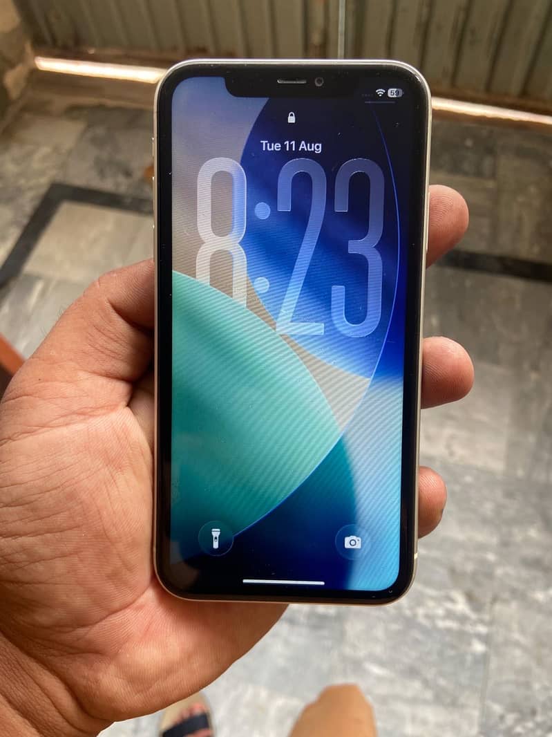 Apple iPhone 11 7