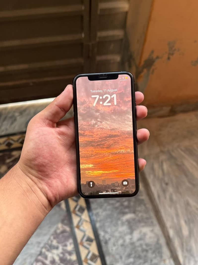 Apple iPhone 11 Pro 3