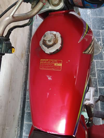 Honda 125 bike fuel tanki tapa