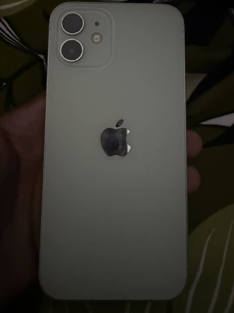Apple iPhone 12 3
