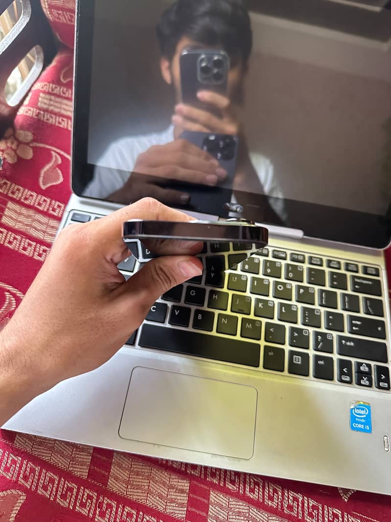 Apple iPhone 14 Pro 4