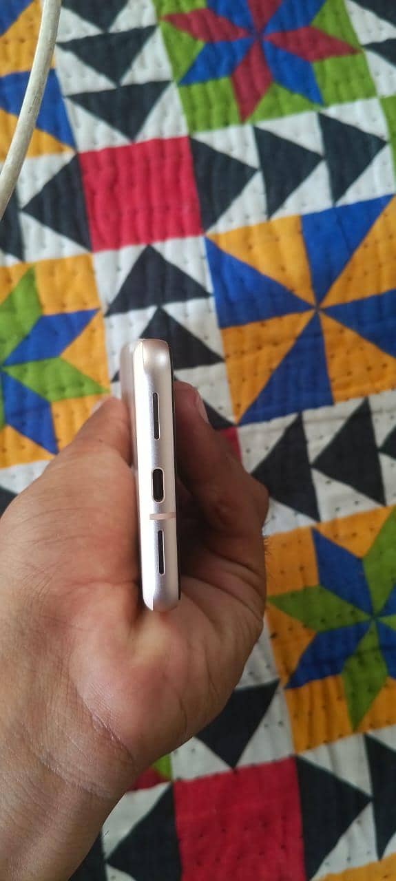 Google Pixel 8 3