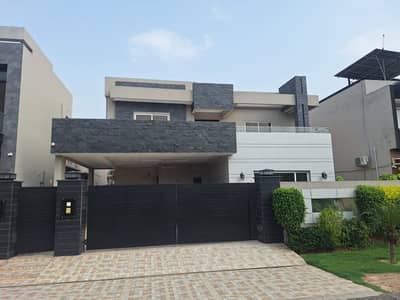 1 KANAL DOUBLE STOREY HOUSE FOR RENT