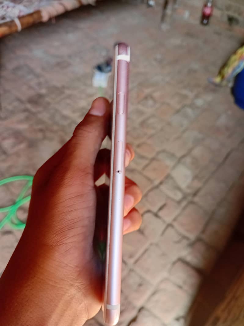 Apple iPhone 6S 2