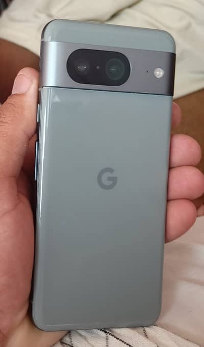 Google Pixel 8