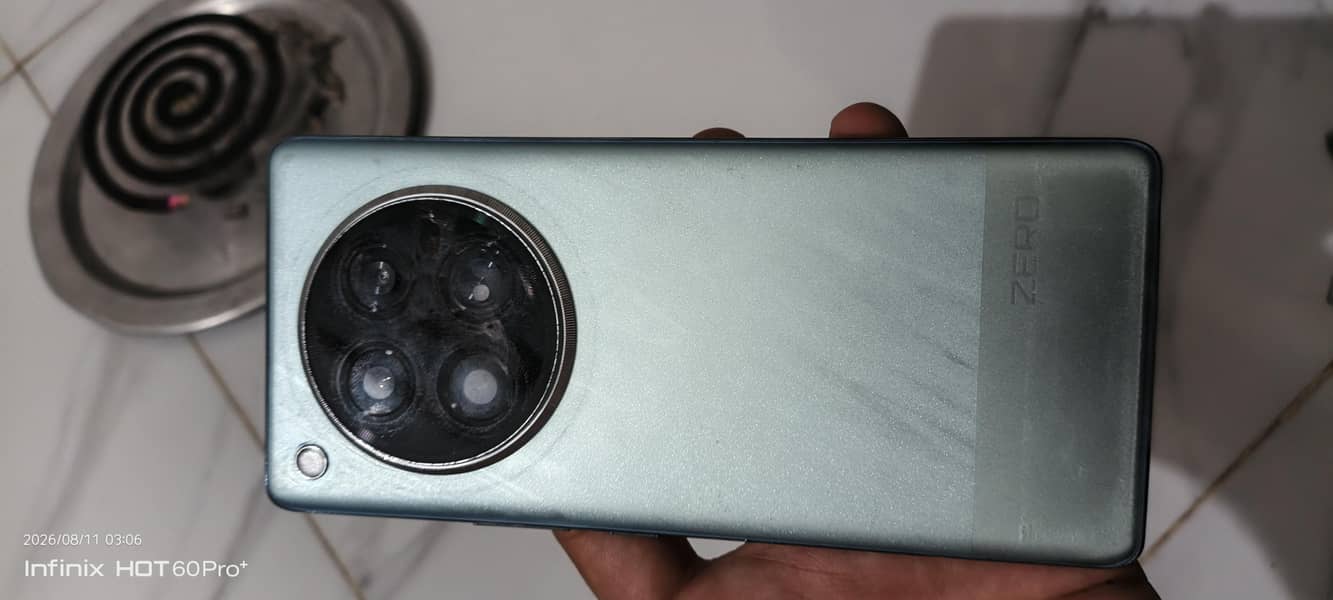Infinix Zero 40 5