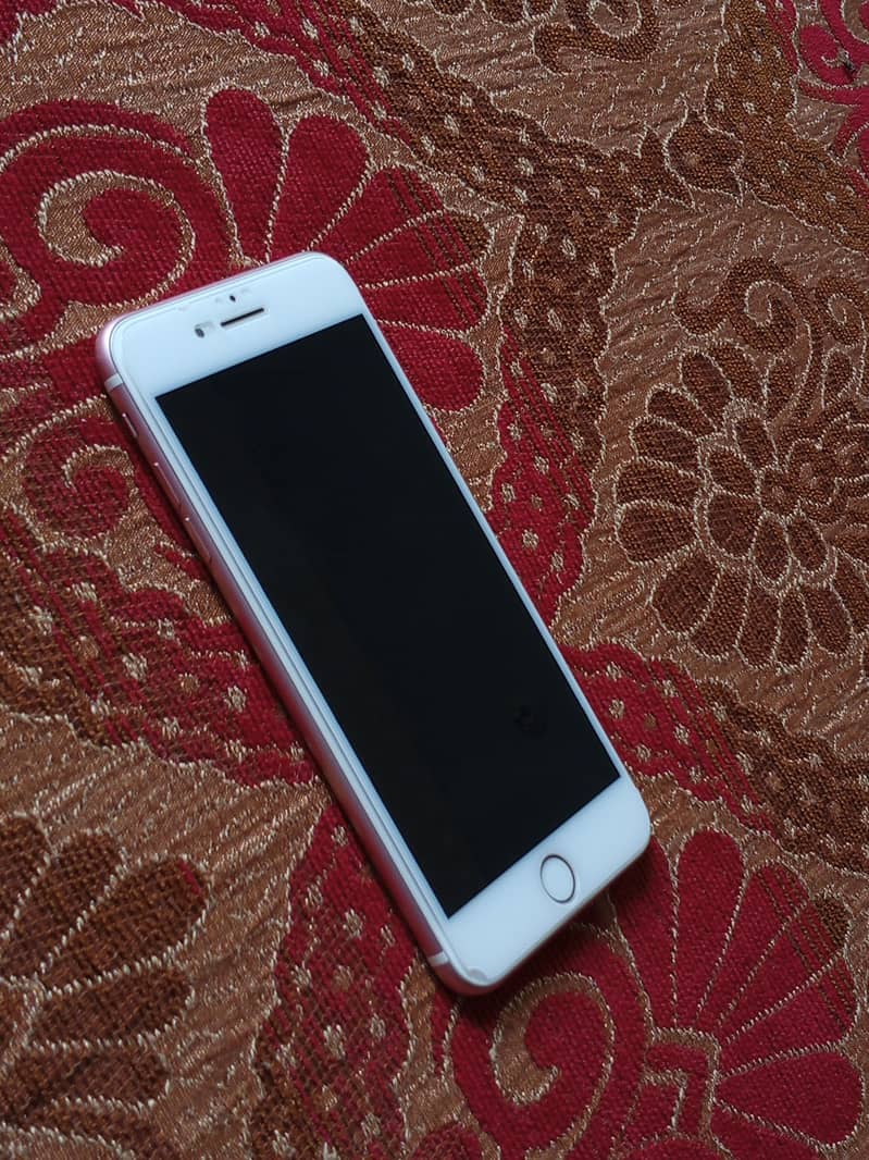 Apple iPhone 7 Plus 1