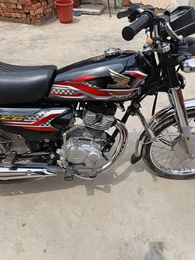 Honda 125 black colour 2024