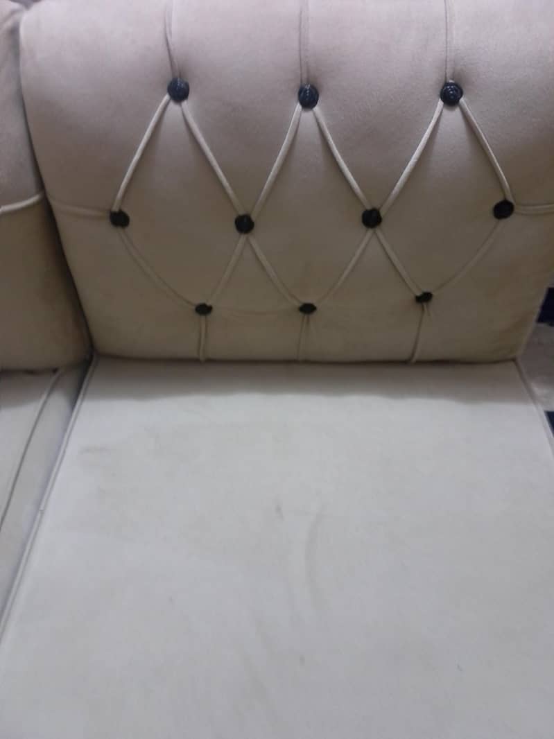 4 seater 1
