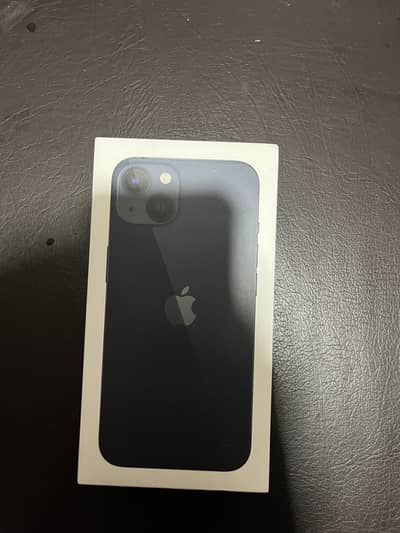 Apple iPhone 13