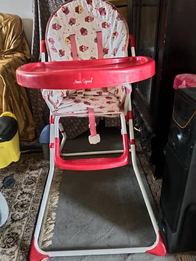 kids high chair neat and clean