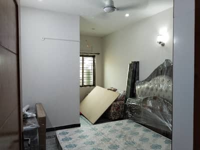 11 Upper 2 Bed 2 Bath Drawing Tv Lounge Kitchen Mumty Store Water Boring Available