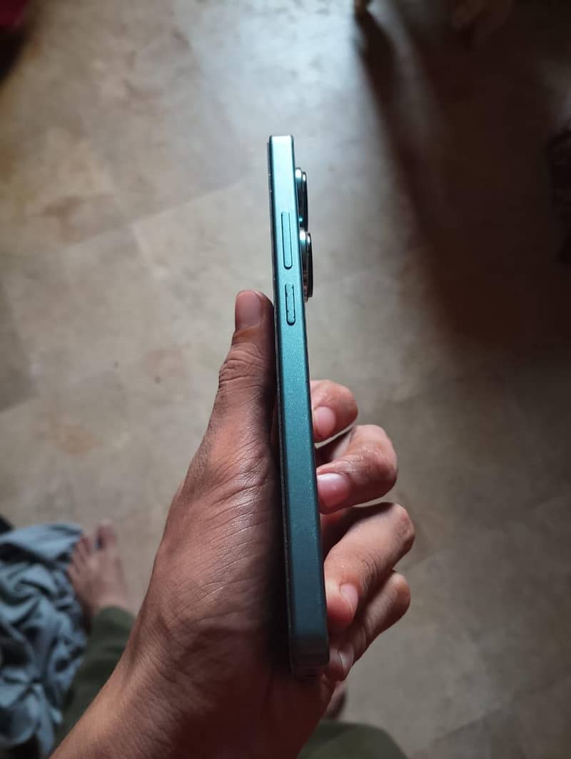 Xiaomi Redmi Note 13 Pro 4