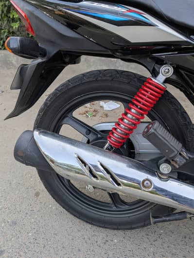 Honda CB 125F 2025