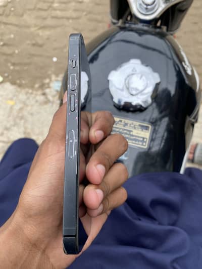 Apple iPhone 14 Pro urgent sale