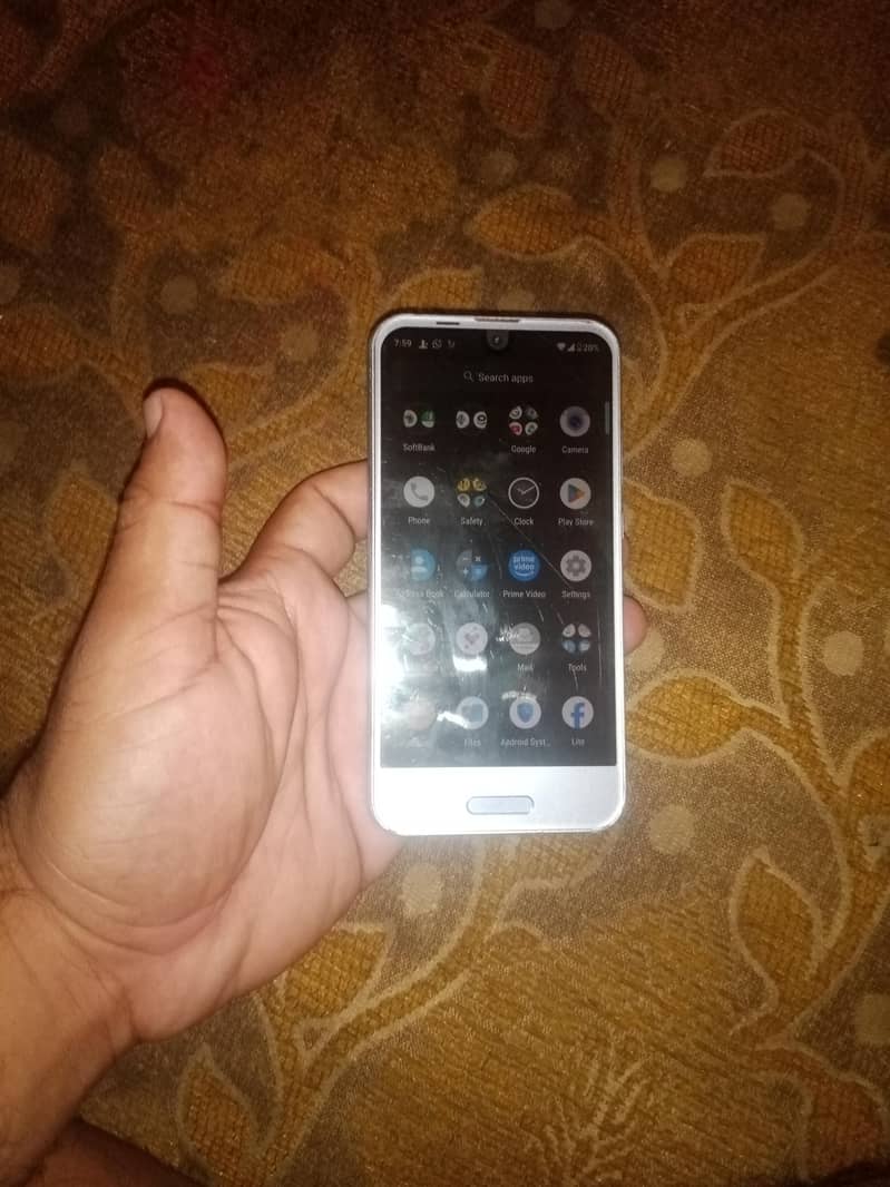Sharp Aquos Sense 1