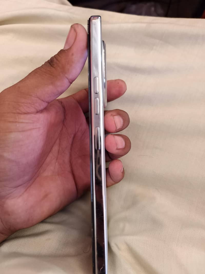 Tecno CAMON 30 4