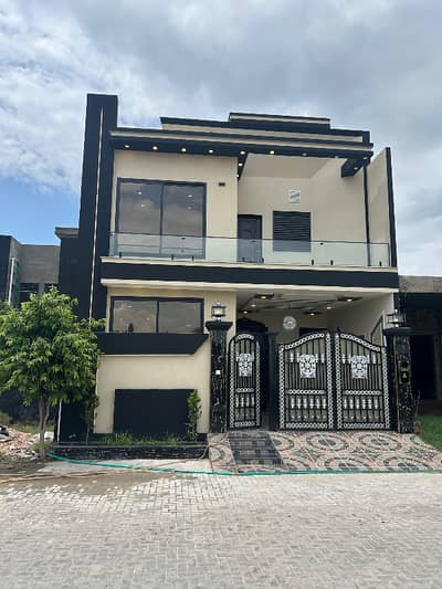 Facing park brand new 6 Marla house for sale