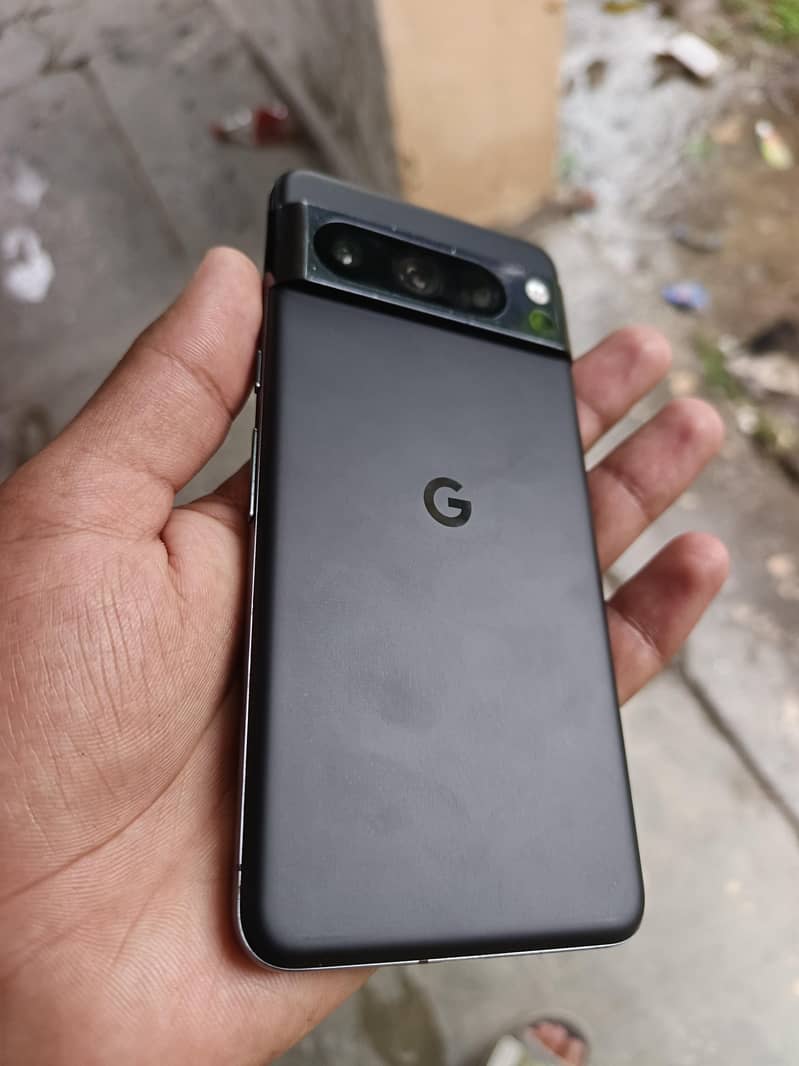 Google Pixel 8 Pro 0