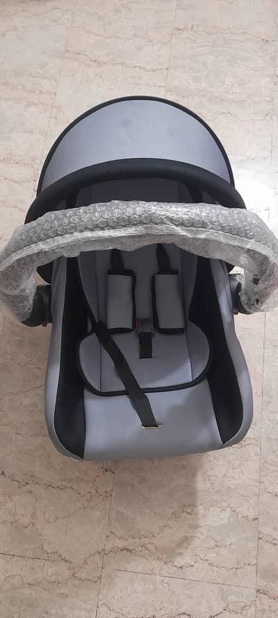 Baby carry cot
