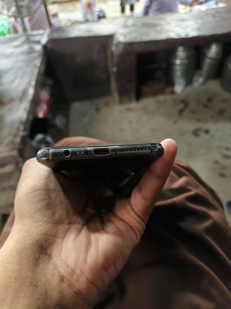Vivo V21e 4