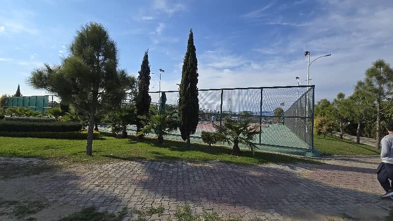 7 Marla Developed Plot, Heighted Location. 1