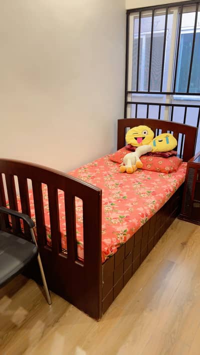 Home Used furniture for Sale