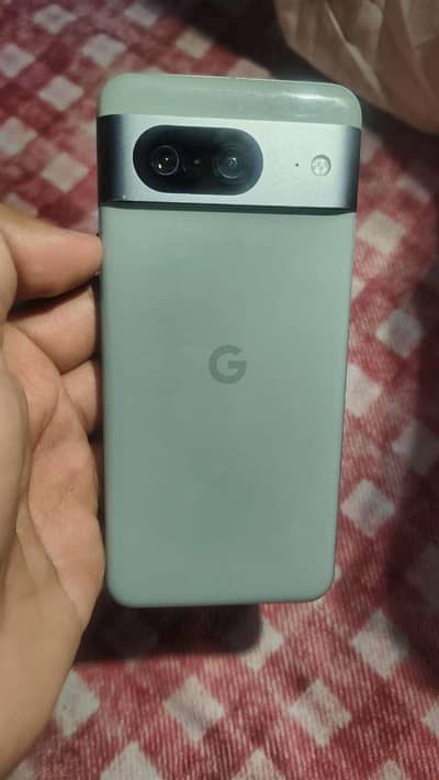Google Pixel 8