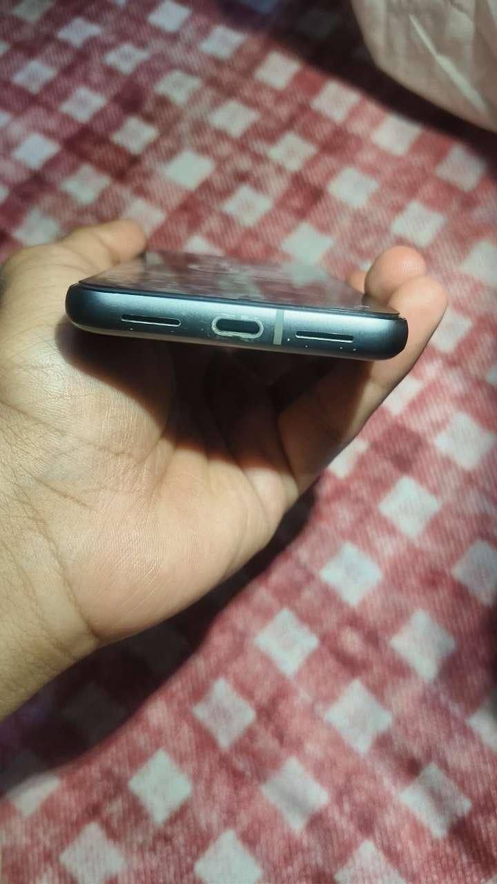 Google Pixel 8 1