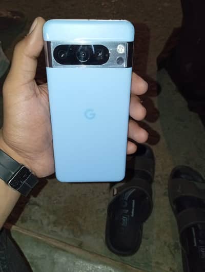 Google Pixel 8 Pro