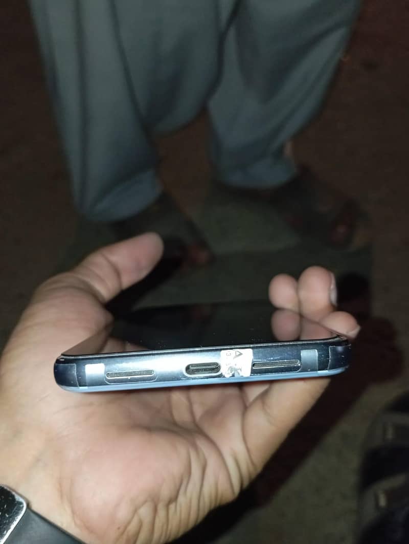 Google Pixel 8 Pro 4