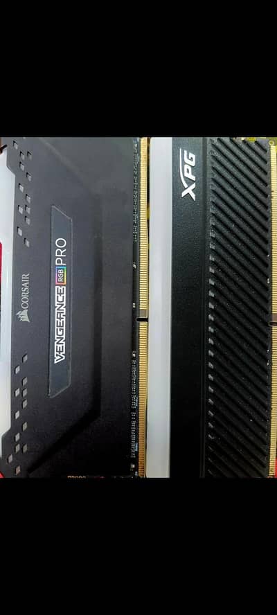 XPG . CORSAIR DDR4 PRO WITHOUT BOX
