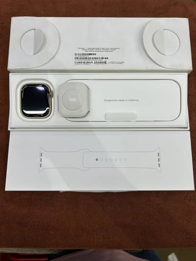 apple watch series 10 golden stainless steel / 46mm / apple watch /