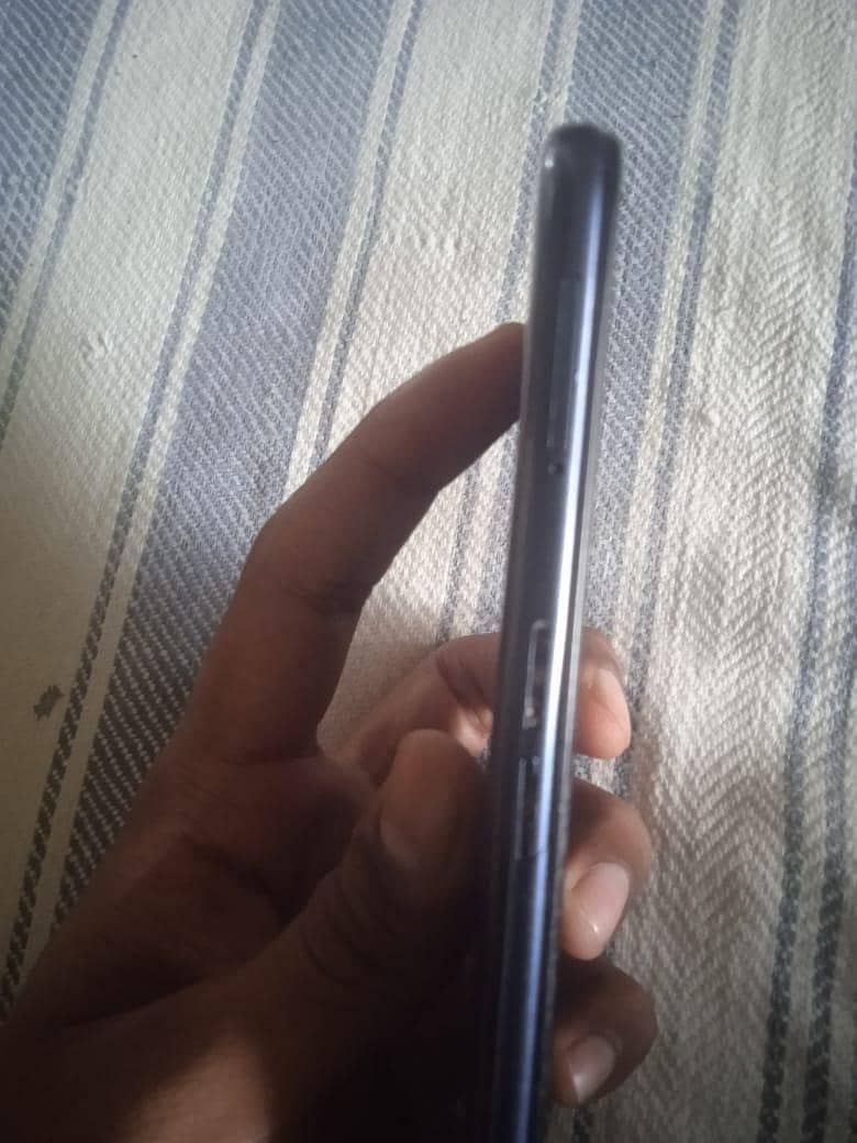 OPPO A53 3