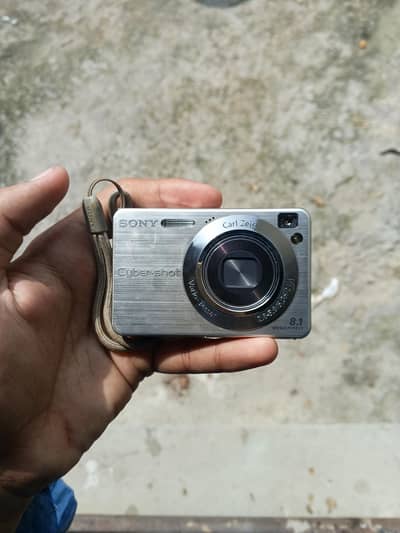 Sony cyber-shot DSC-W130 8.1MP | USA variant | unused