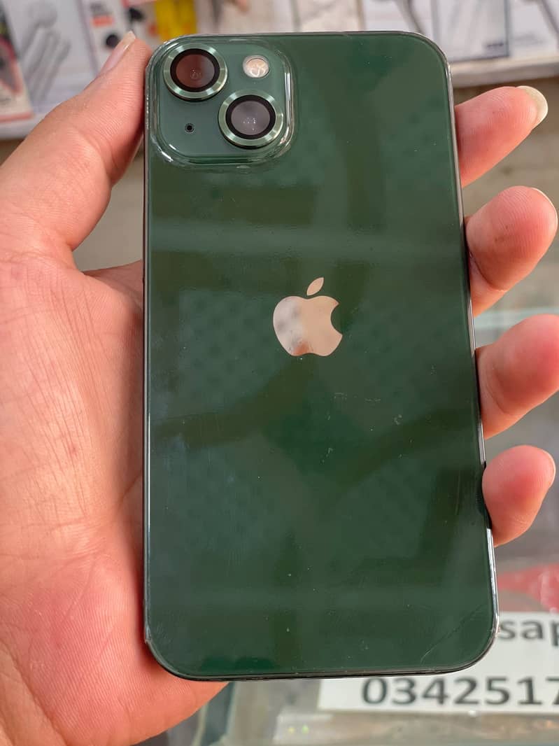 Apple iPhone 13 0