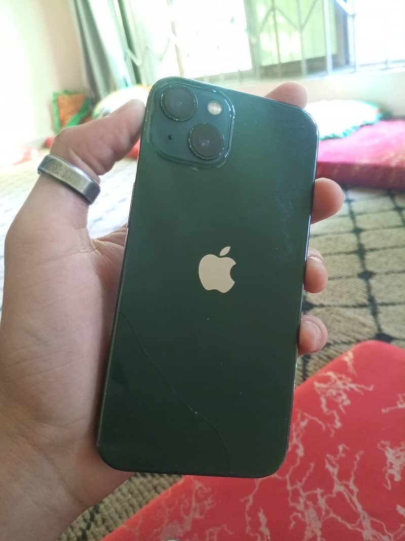 Apple iPhone 13 7