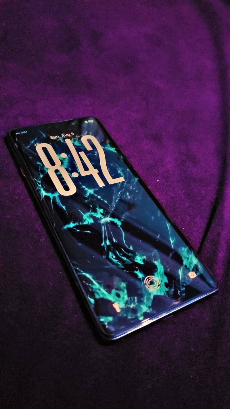 Tecno CAMON 40 Pro 1