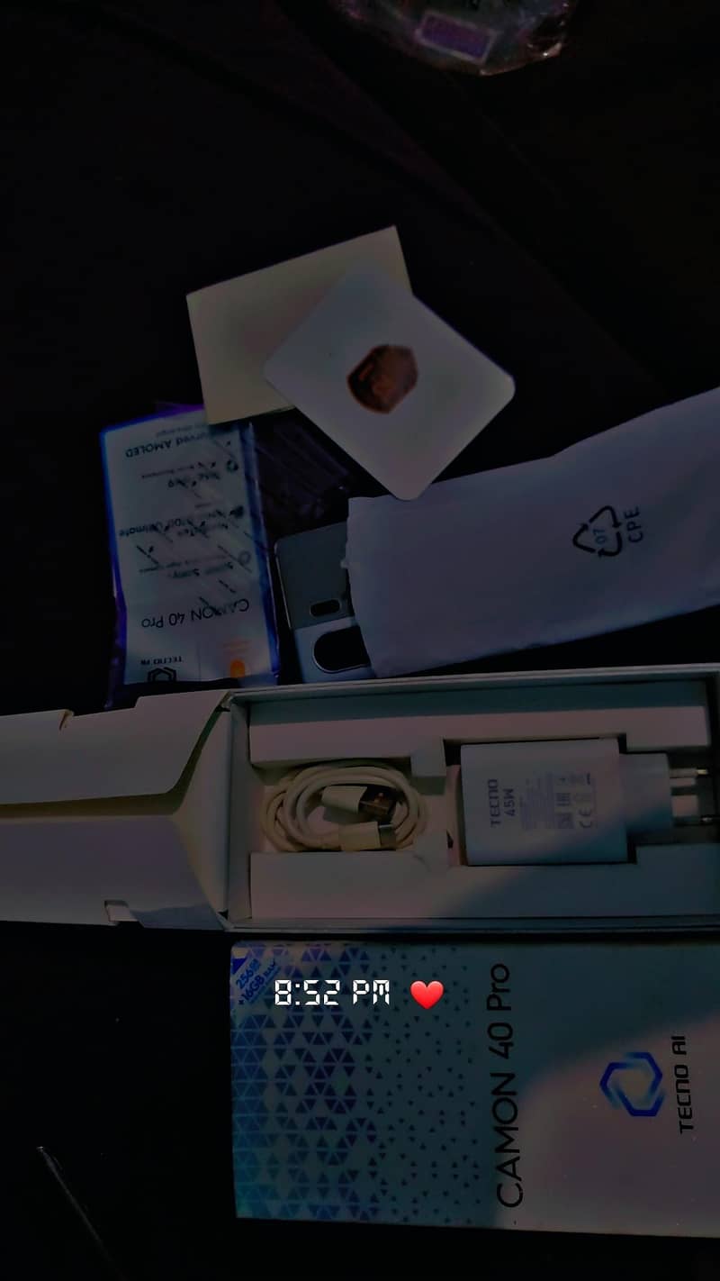 Tecno CAMON 40 Pro 7